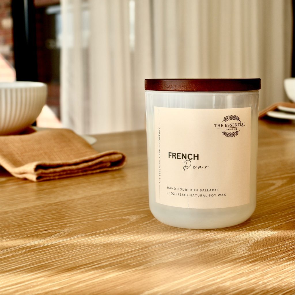 FRENCH PEAR SIGNATURE CANDLE