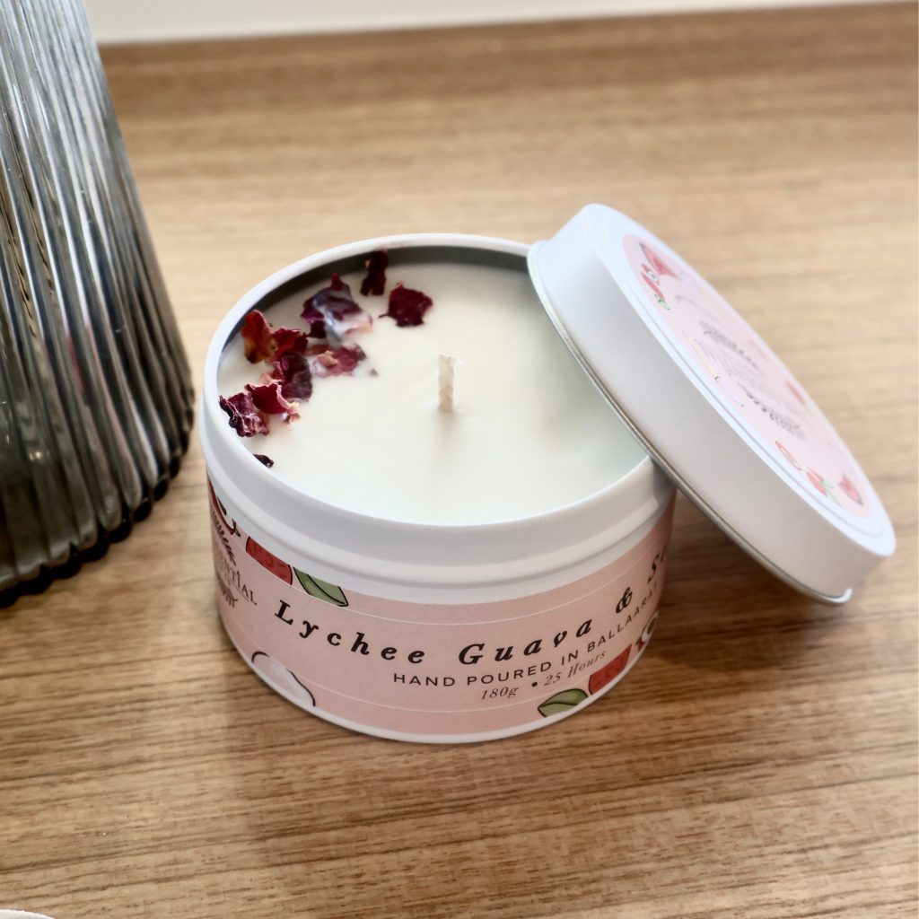 LYCHEE AND GUAVA SORBET TIN CANDLE